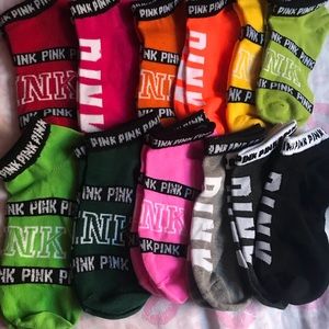 🌸12 Pairs of VS PINK Socks🌸